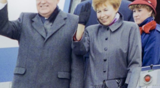 Раиса Горбачёва: жена политика и «жена-политик»