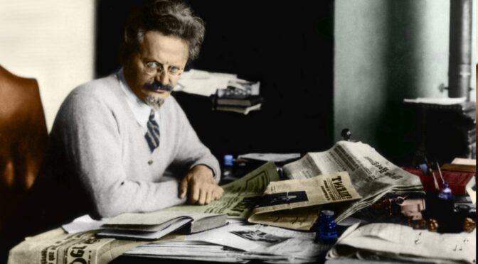 ЛЕГЕНДЫ О ЛЬВЕ ТРОЦКОМ
