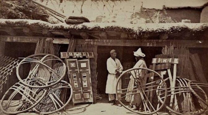 Эксперименты империи. Адат, шариат и производство знаний в Казахской степи